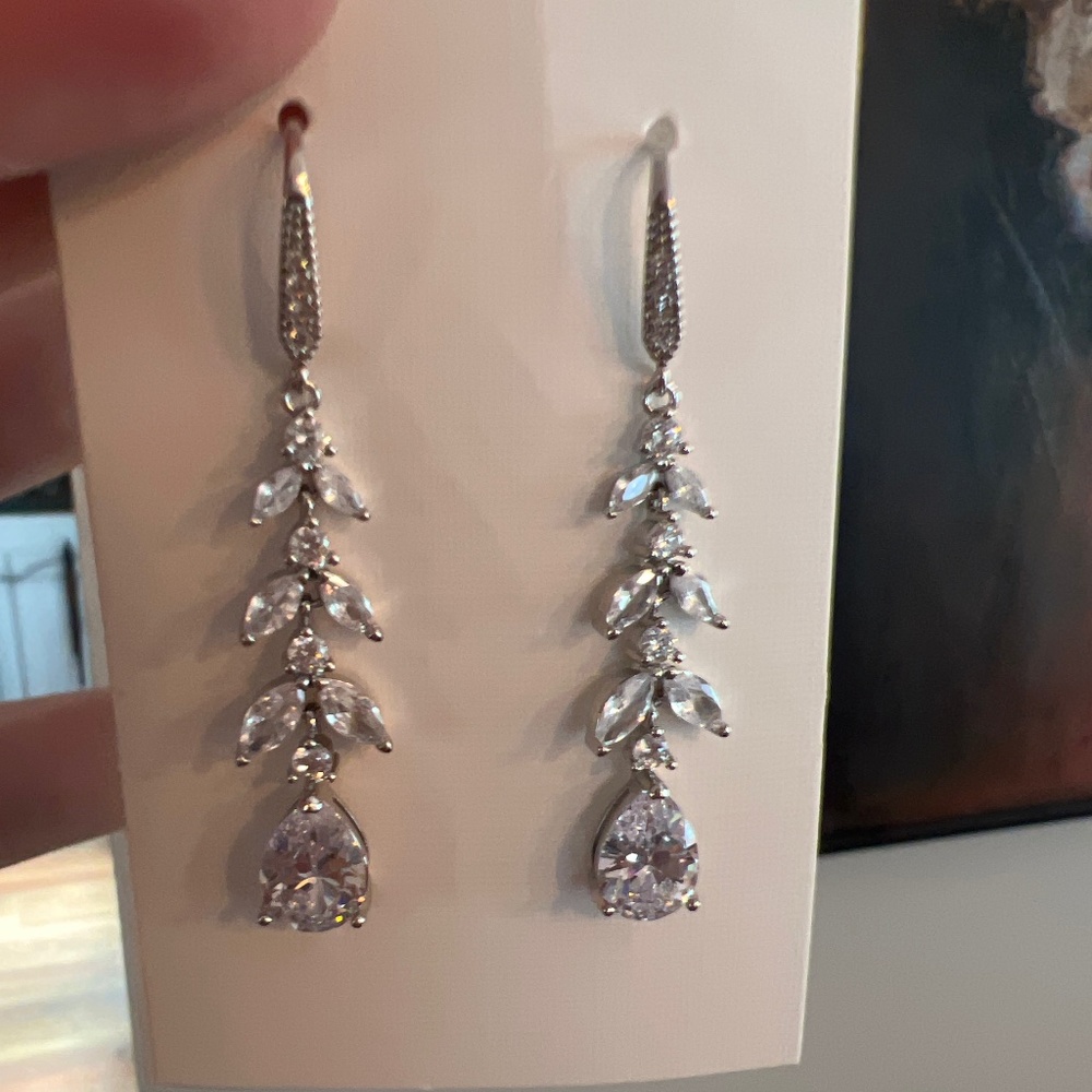 Wedding earrings